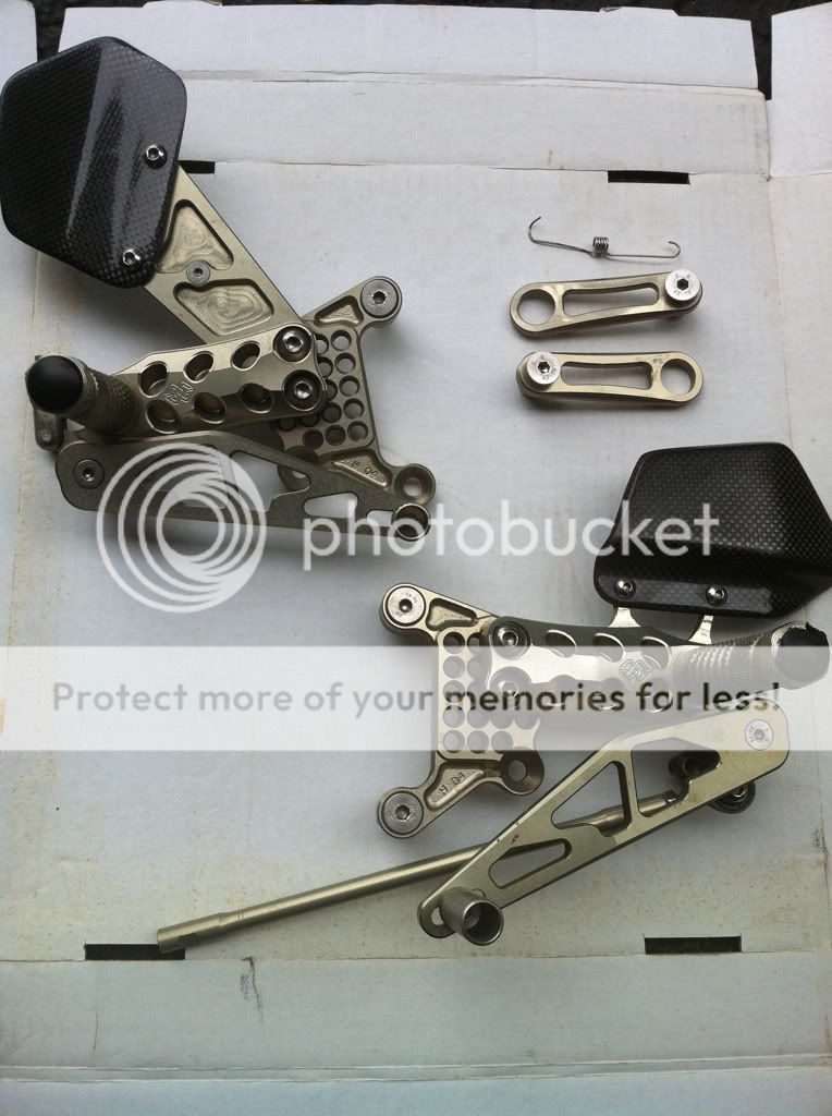 Danmoto billet rearsets? RC51 Forums