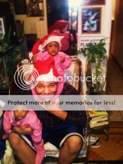  photo nieces_zpsec238089.jpg